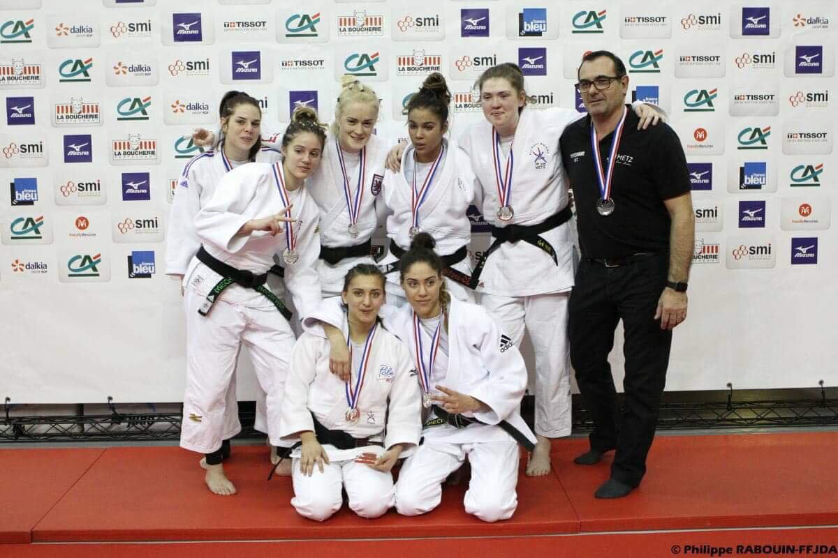 Metz Judo : vice-championnes de France par équipes 2D Metz Judo : vice-championnes de France par équipes 2D