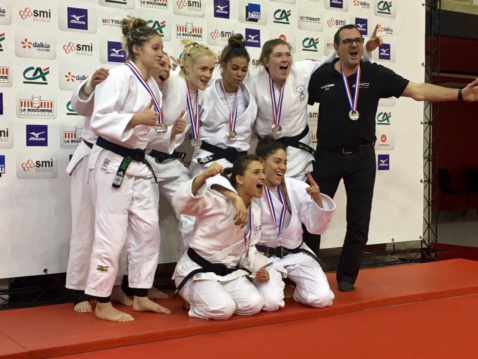 Metz Judo : vice-championnes de France par équipes 2D Metz Judo : vice-championnes de France par équipes 2D